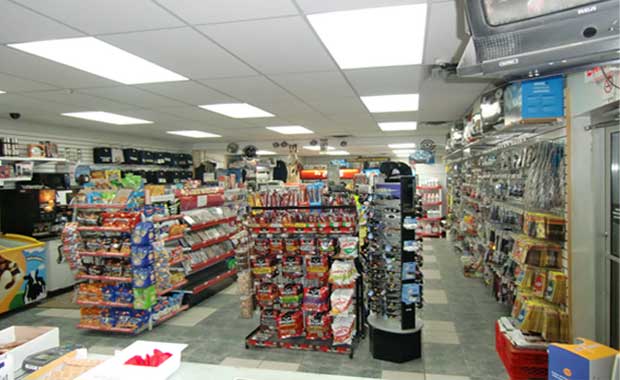 waubaushene truckstop convenience store